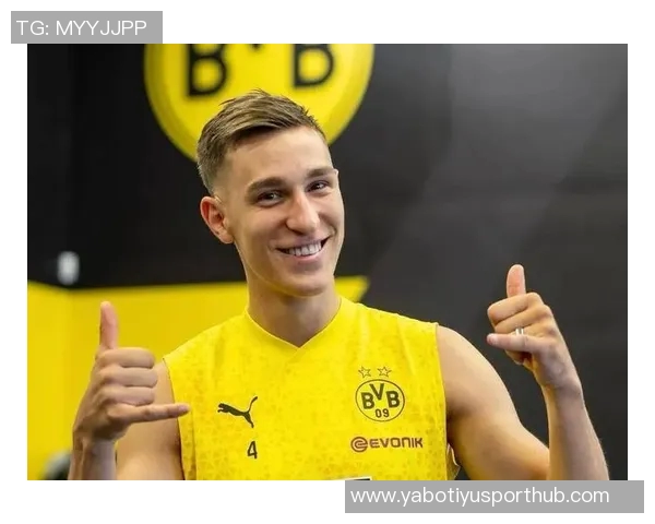 巴萨中卫引援目标施洛特贝克身价达4000万欧元引发关注 巴萨中卫引援目标施洛特贝克身价达4000万欧元引发关注