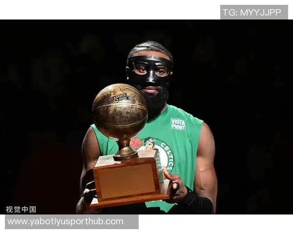 杰伦布朗强调比赛态度：全力以赴才配站上赛场