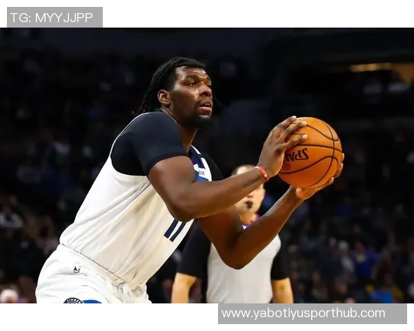 科塔称豪泽对球队至关重要大个子需要他拉开进攻空间